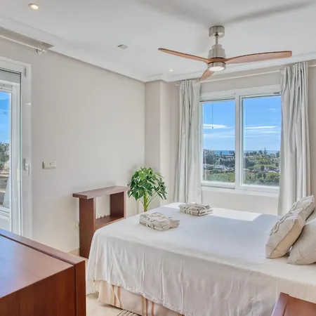 Fantastico Con Vistas Panoramicas En Selwo Apartmán Estepona